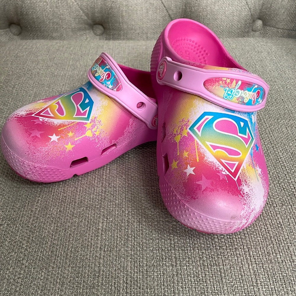 Little Girls hot pink super crocs size 11
